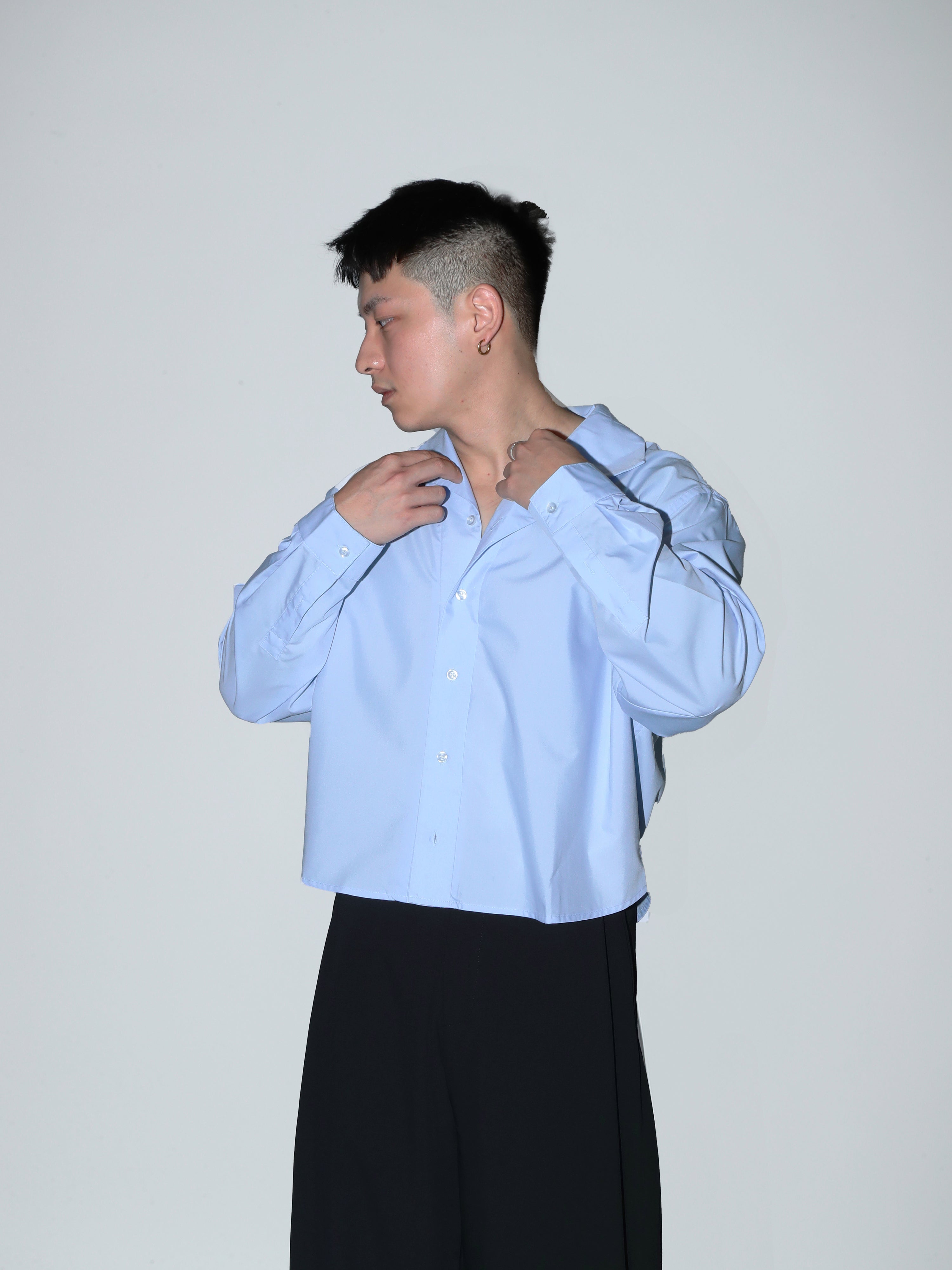 SEA SALT BLUE CROPPED LONG-SLEEVE CAMP COLLAR SHIRT