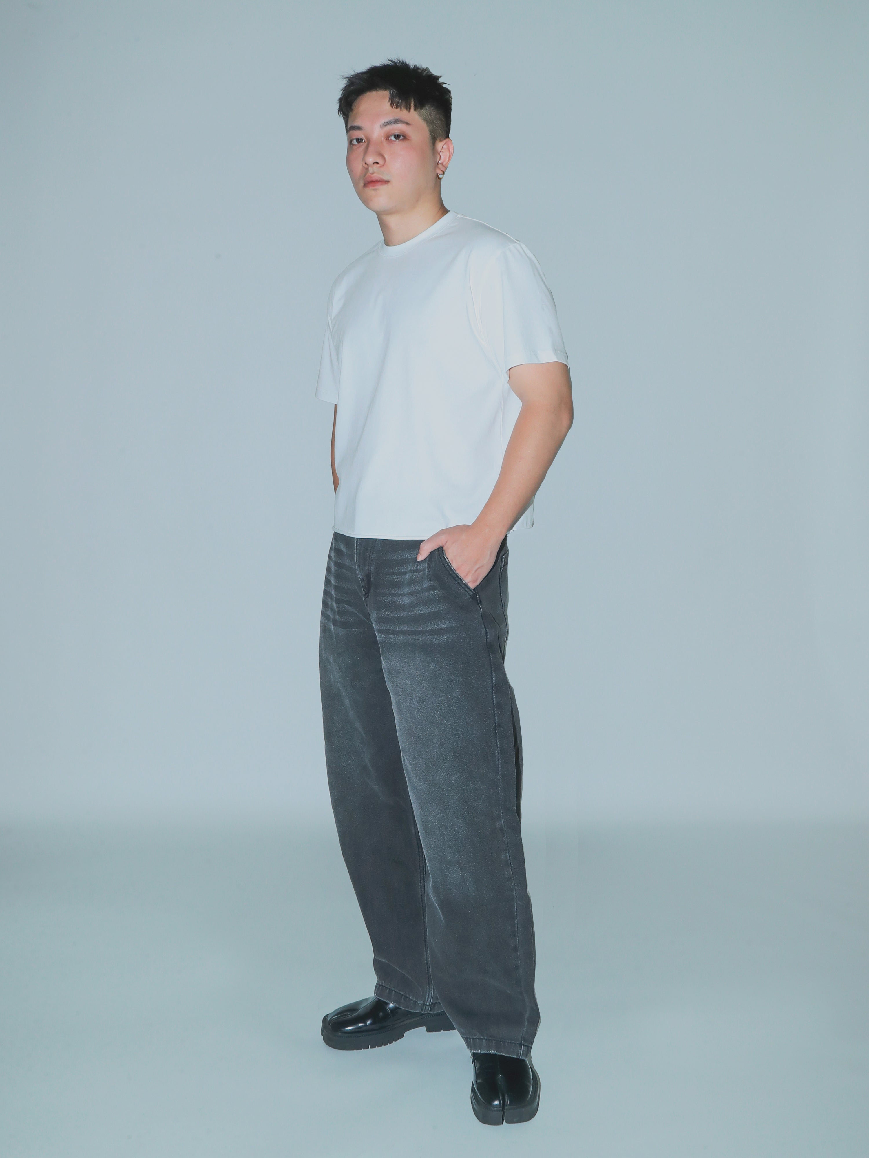 WHITE SUPER CROPPED ROLL HEM T-SHIRT